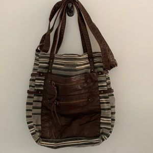 Roxy bag black and white striped with brown straps